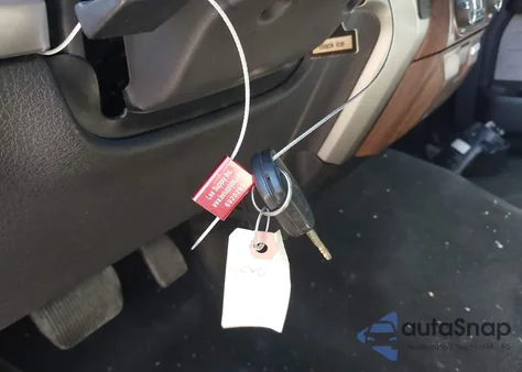 2013 Ford F-150 Lariat from USA, damaged, VIN 1FTFW1ETXDFA47802